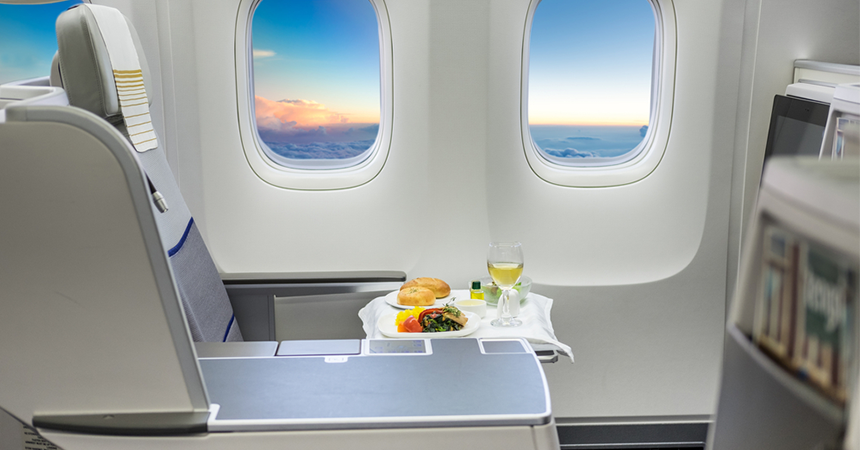 Anaビジネスクラスでハワイへ 機内食は 座席の違いは マイルの追加