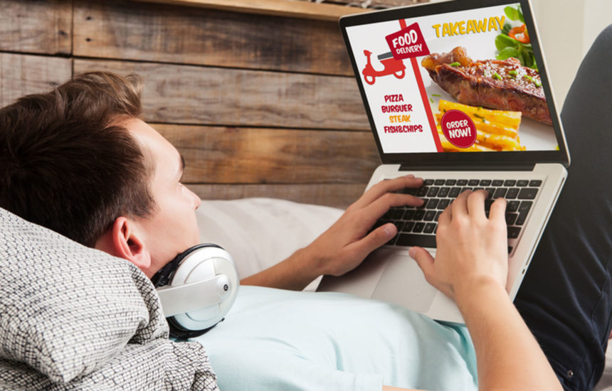 デニーズ宅配メニューの料金は？出前館、Uber Eatsなど宅配サービス 